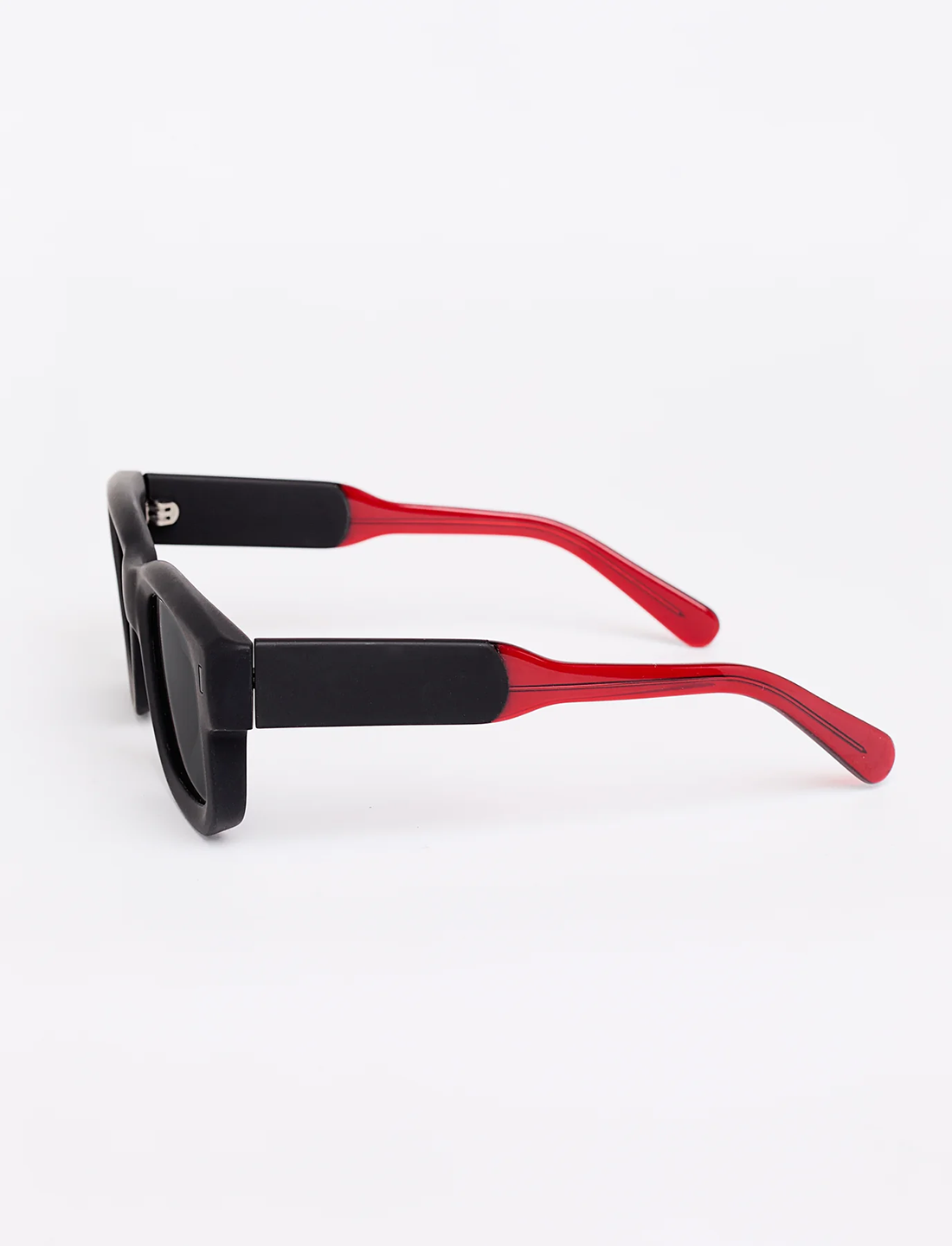 TIW4ACC00004AEU_Rubber+Black_2.png