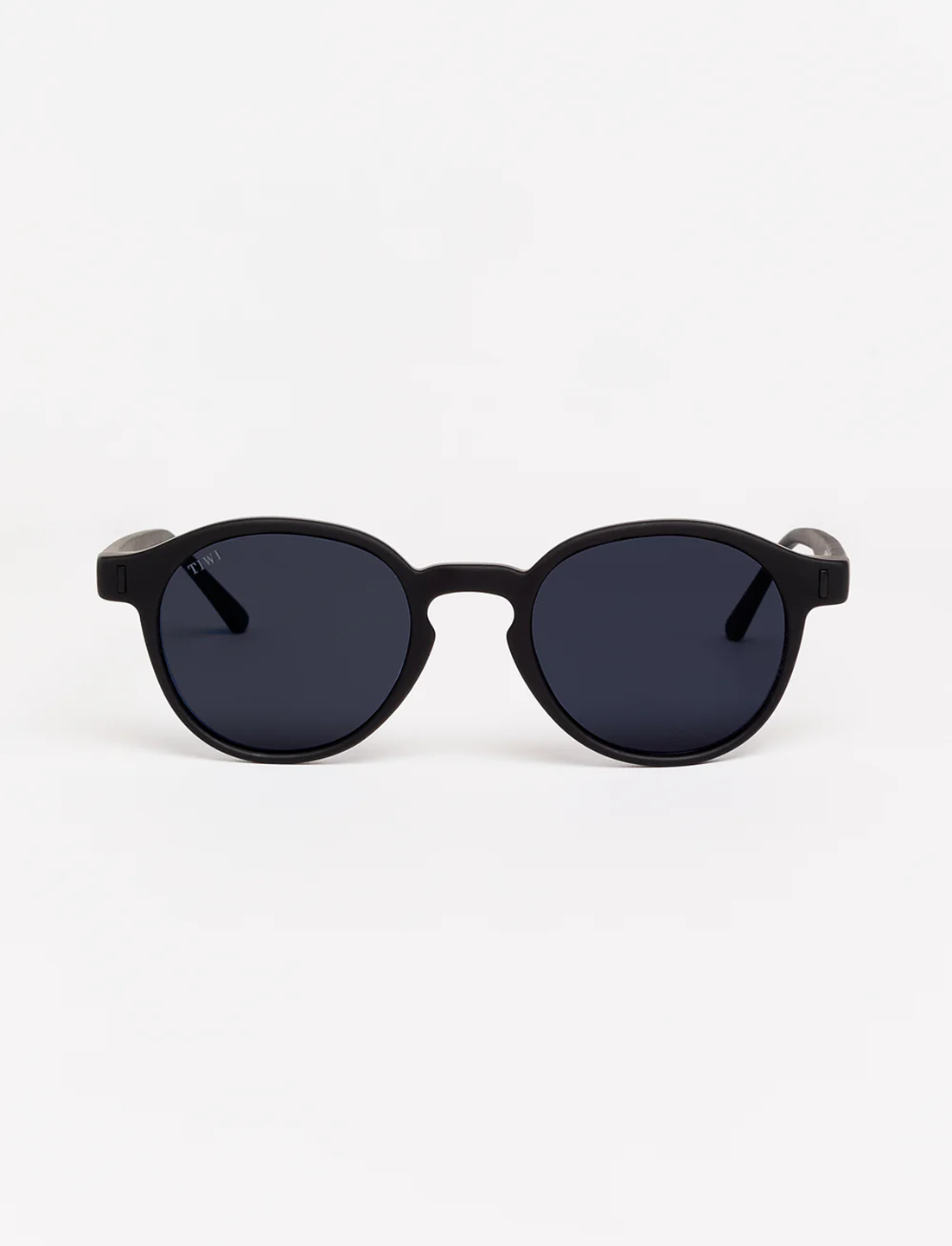 TIW4ACC00008AEU_Black_1.png