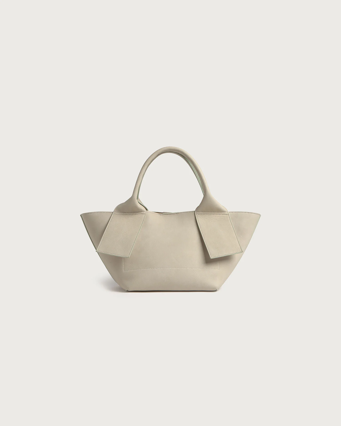 TKM3BAG00003LEW_Crudo_1.png