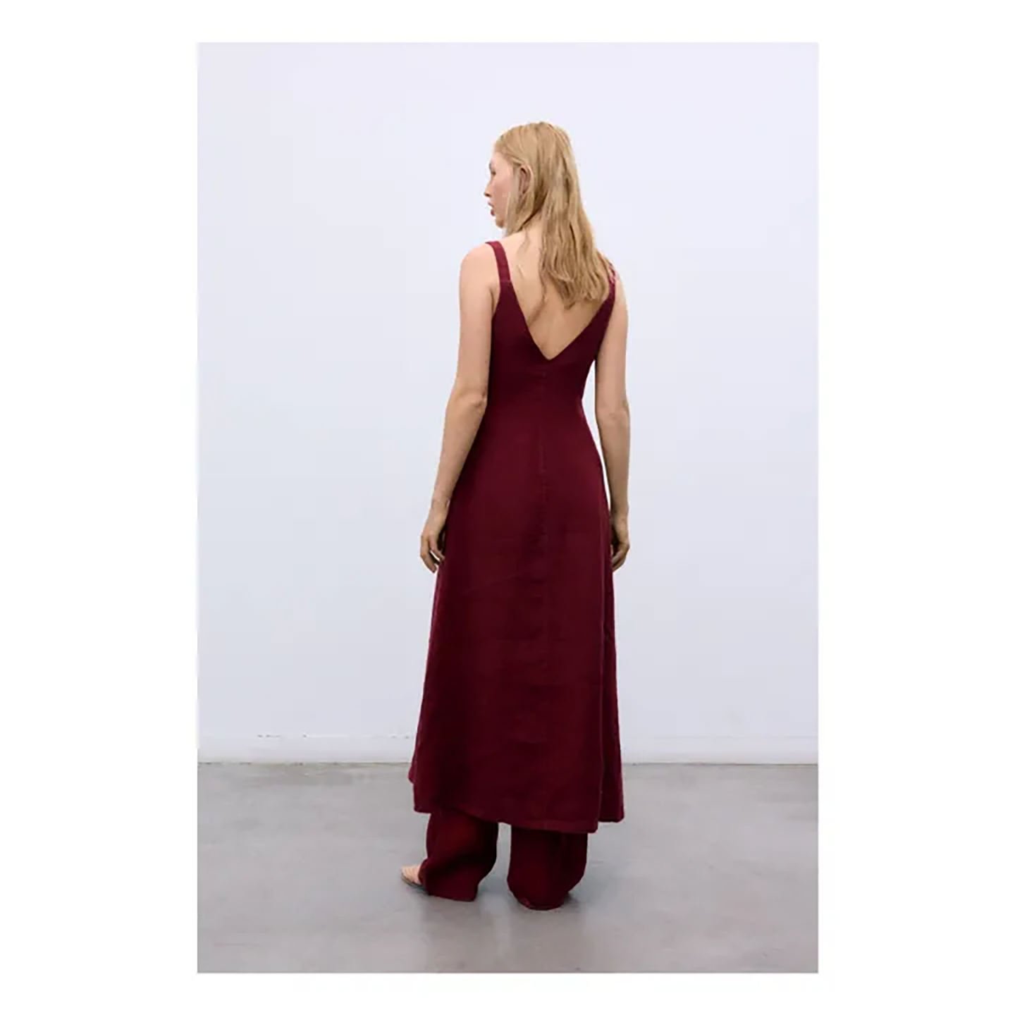 TNS1DRE00007LIW_Crimson+Wine_1.png