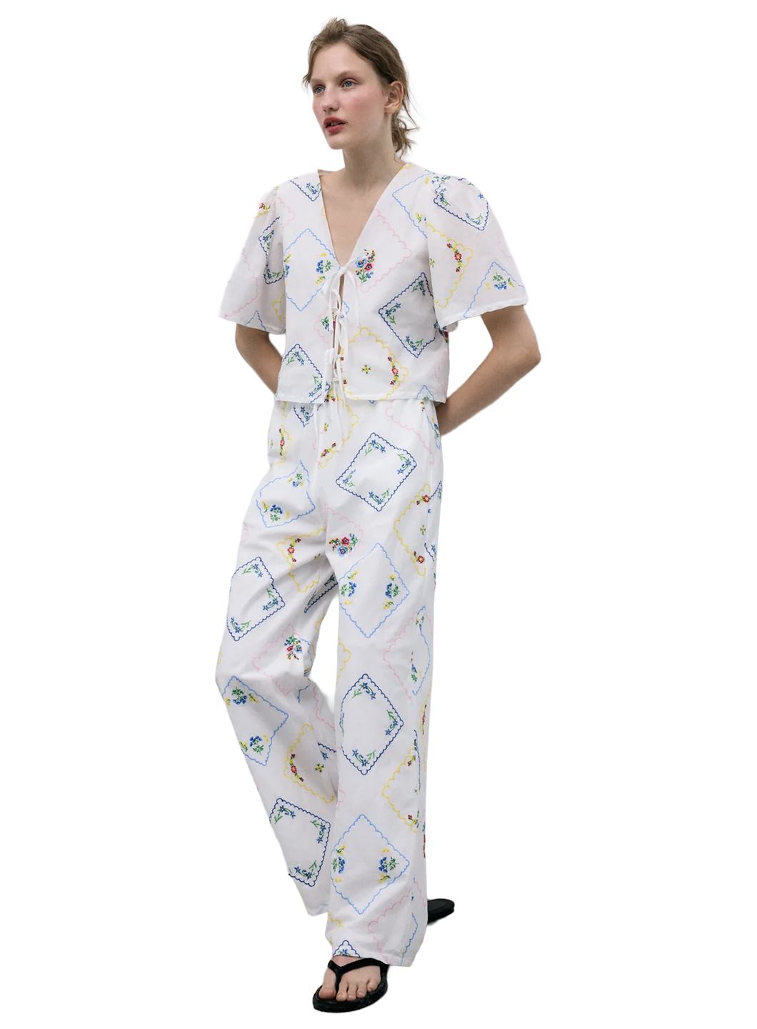 TNS1TRO00004CTW_Multicolor+Embroidery_0.png
