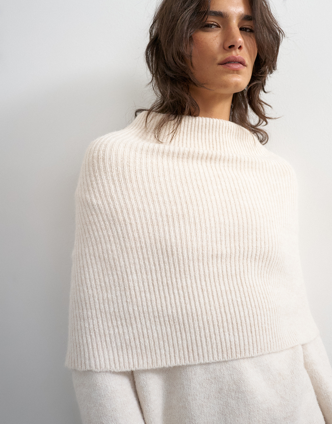 TPS1KNI21400AYW_Ivory+Cream_2.png