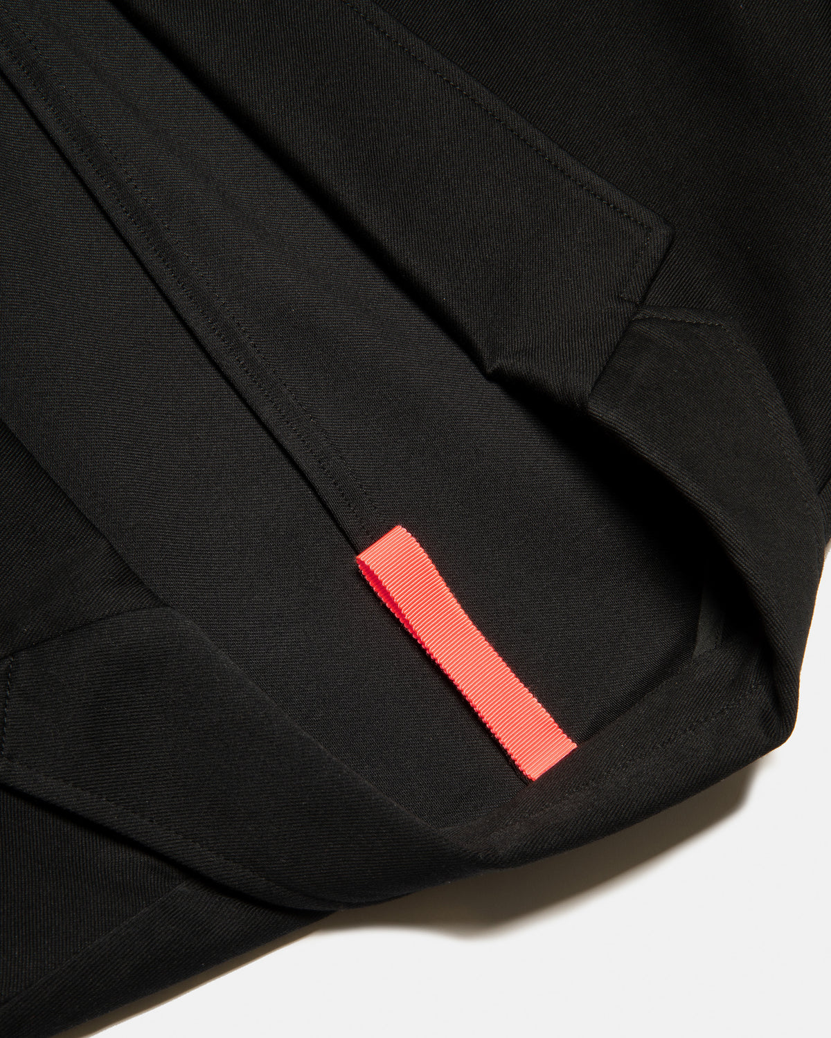 TRG1TRO00105CTM_Black_5.jpeg