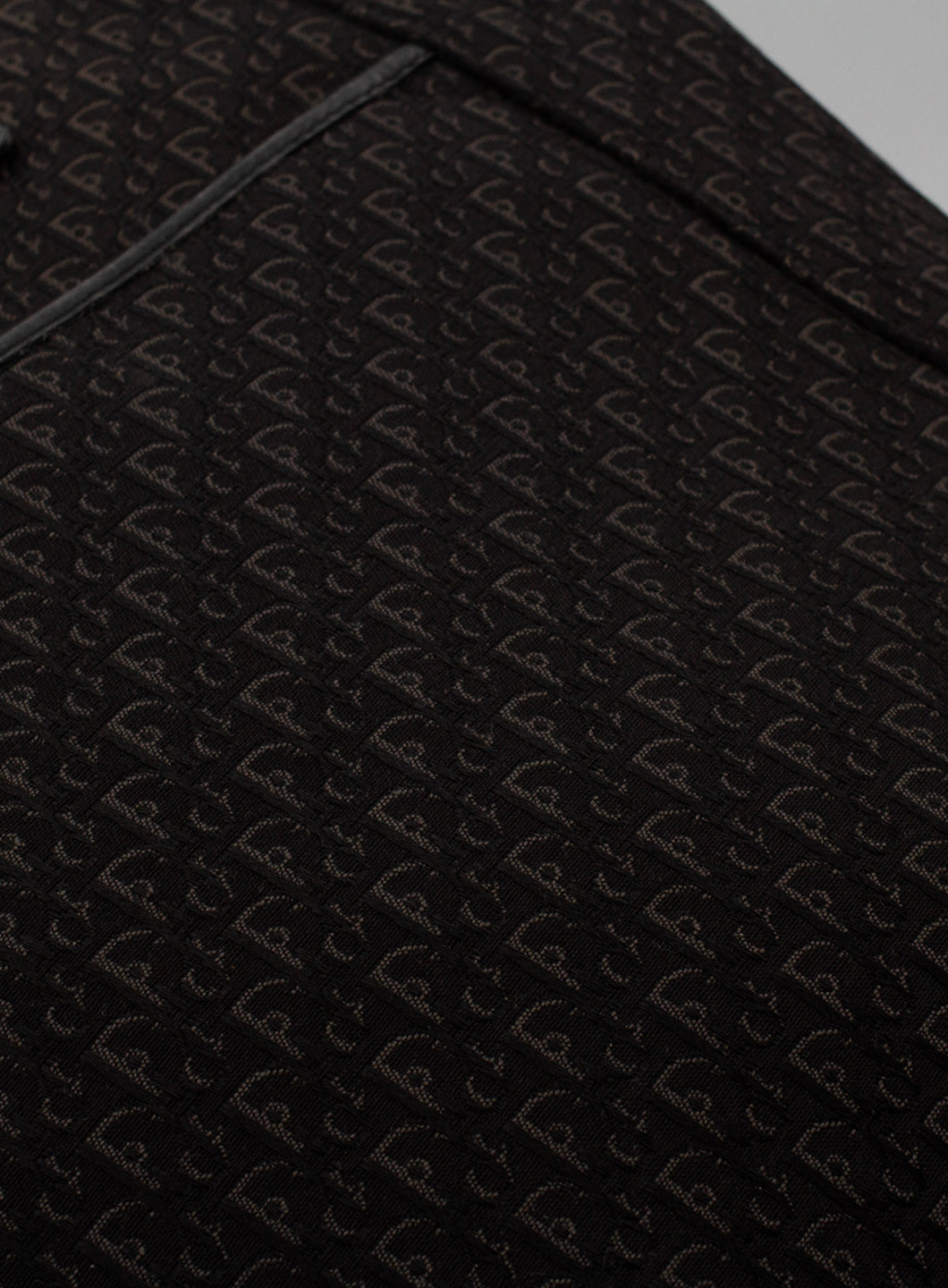 TVBBBCP00353LSW_Black_3.jpg