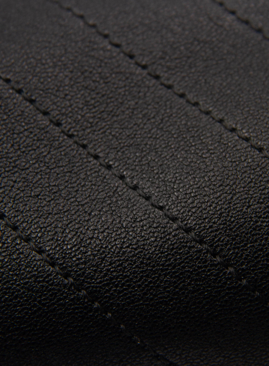 TVBBBCP15258LSW_Black_4.png