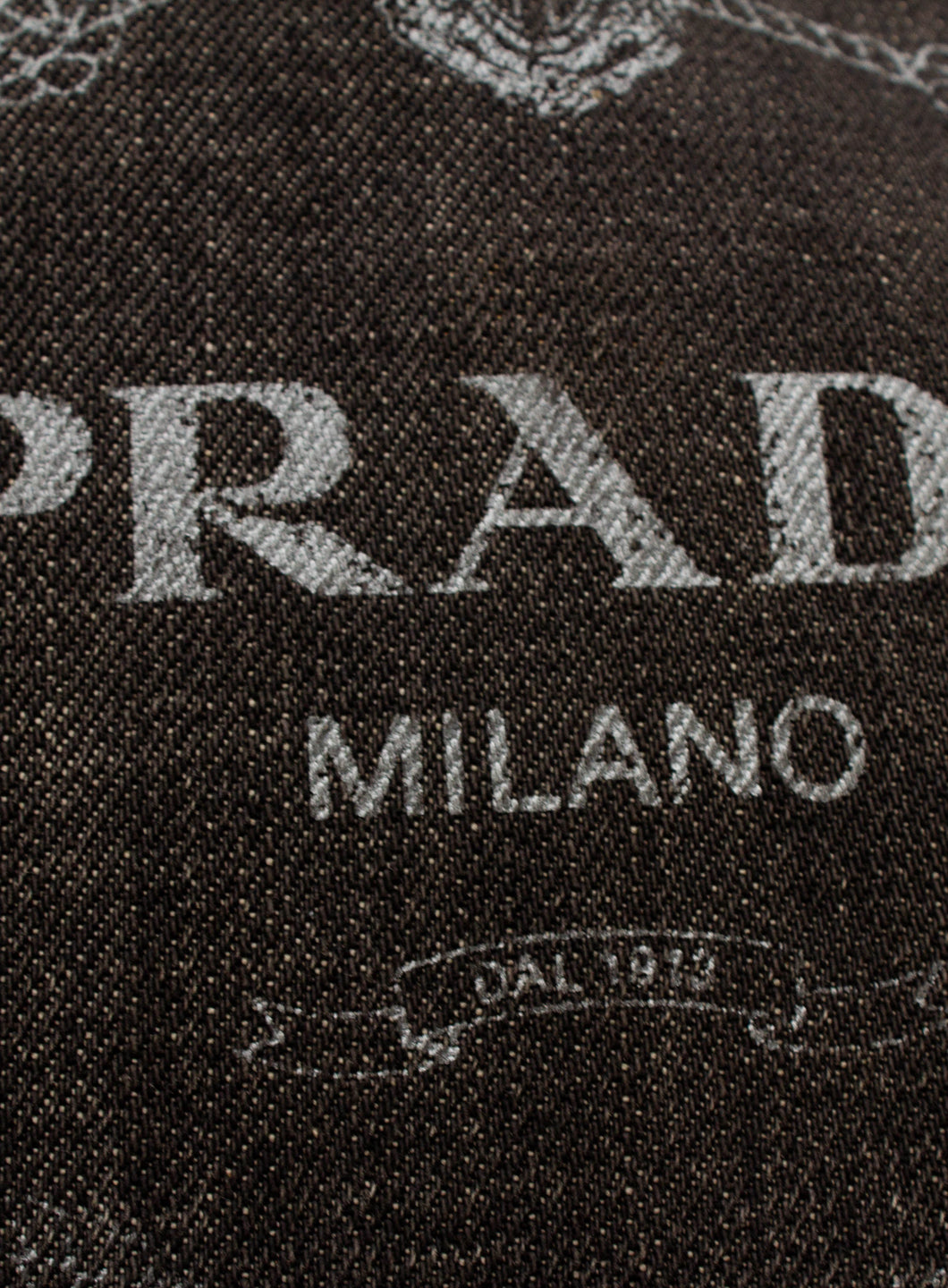 TVBBBCP25545LSW_Grey_3.png