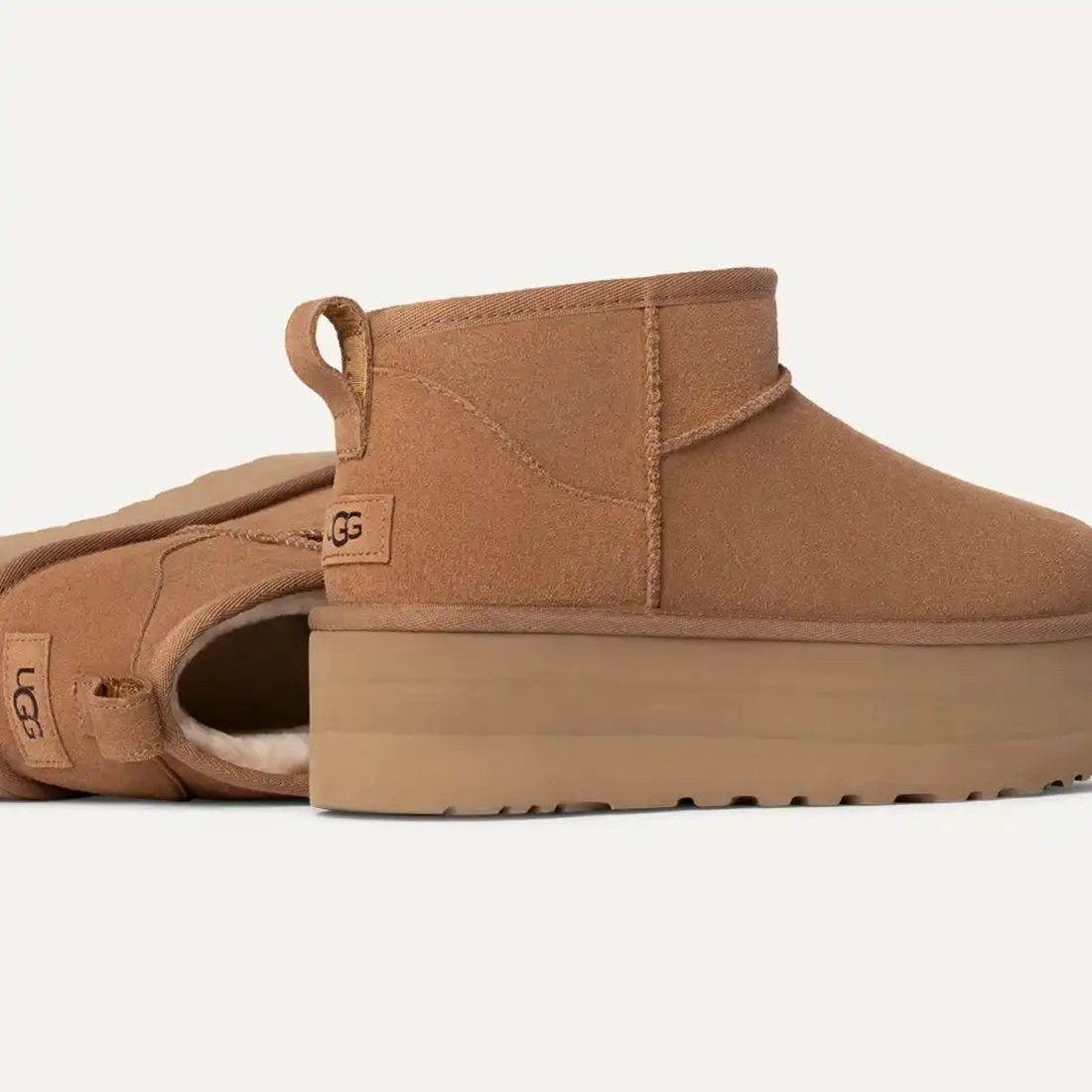 UGG2BOO01010LEW_Beige_2.png