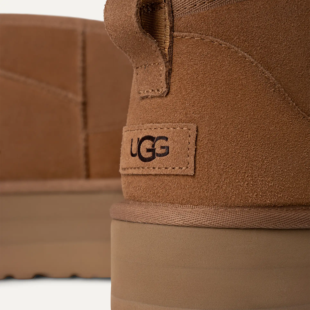 UGG2BOO01010LEW_Beige_4.png