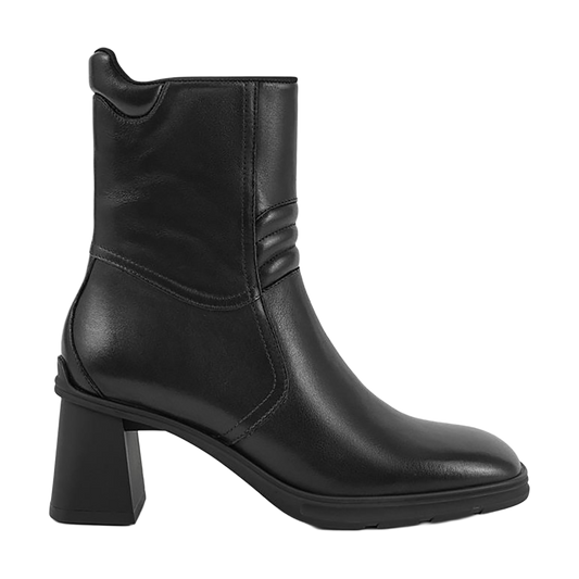 VAGCCAL00000LSW_BLACK_0.png