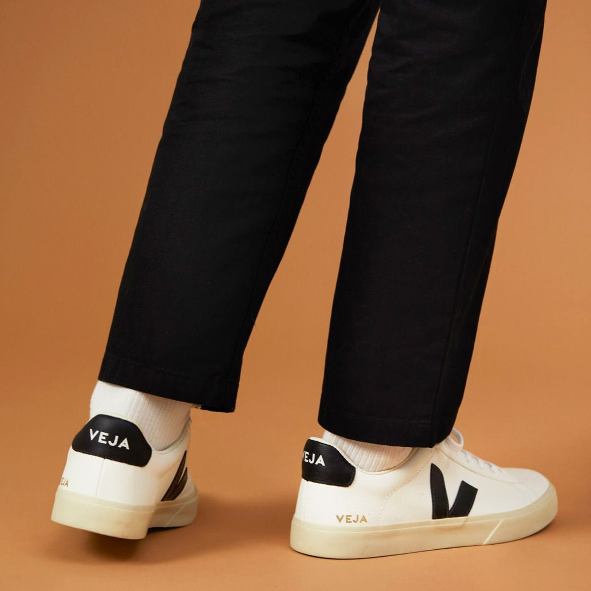 Veja (Zapatilas Campo) Black VEJ2SNE10048LEW - WOW concept – WOW