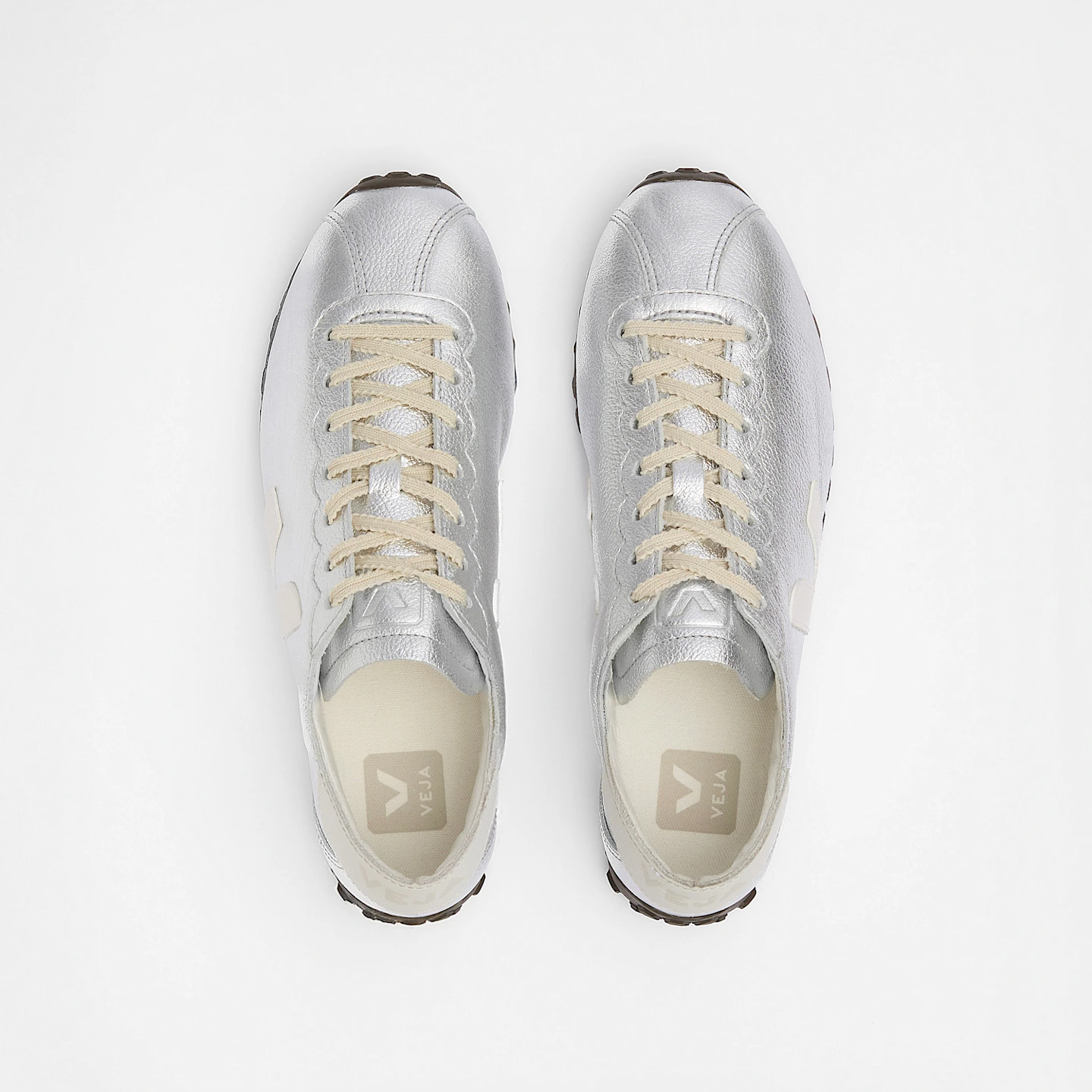 VEJ2SNE11451SDW_SILVER%2BWHITE_1.png