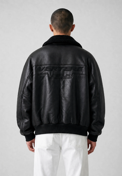 VRT1CJK19652PYM_Black_1.png