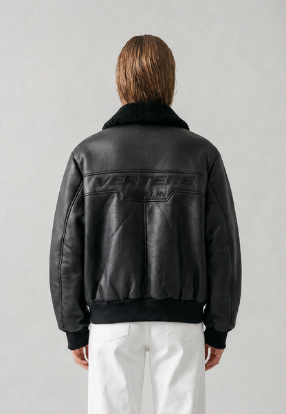 VRT1CJK19652PYM_Black_3.png