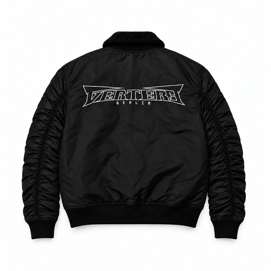 VRT1CJK19657PYM_Black_1.png