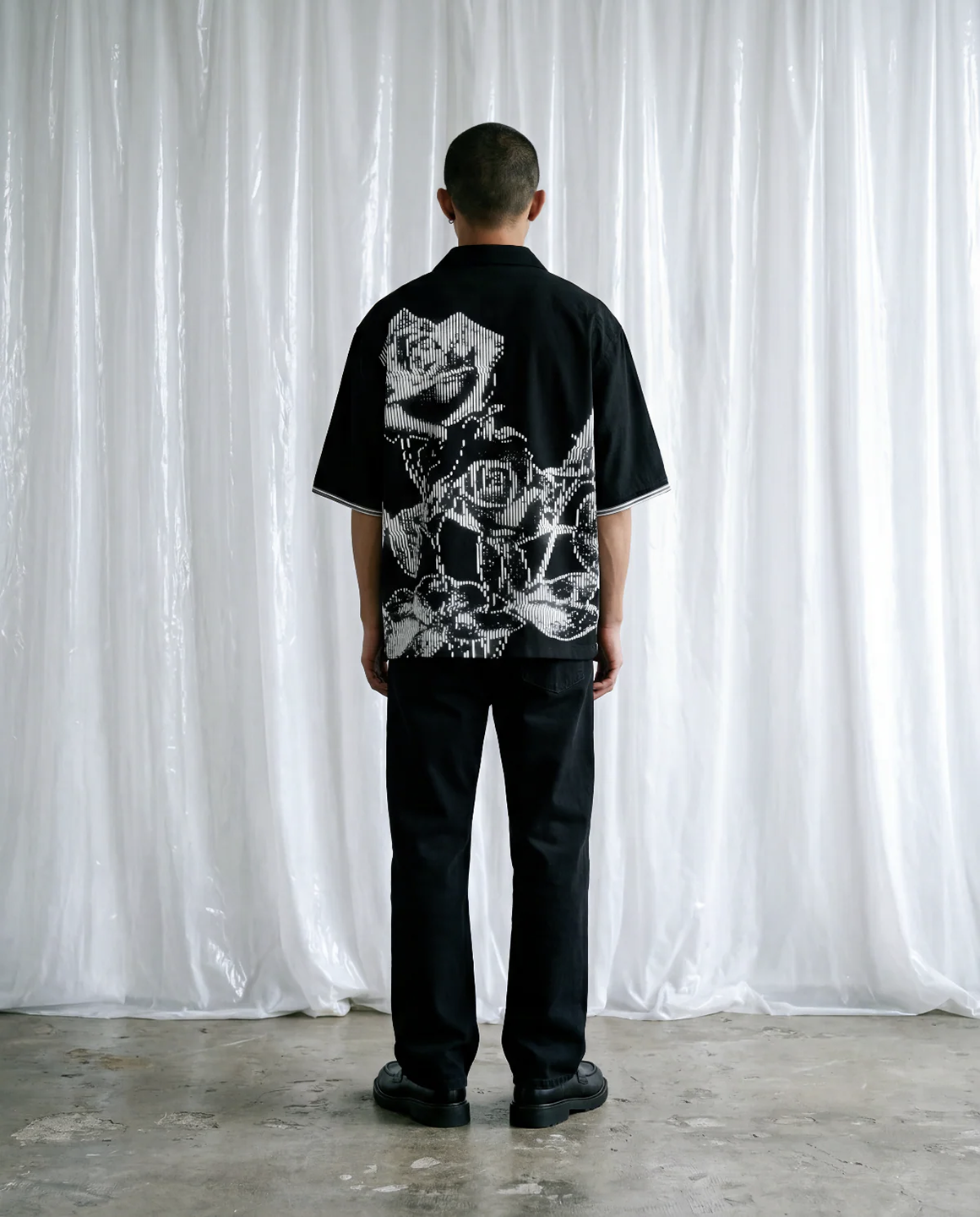 VRT1TOP00005CTM_Black_2.png