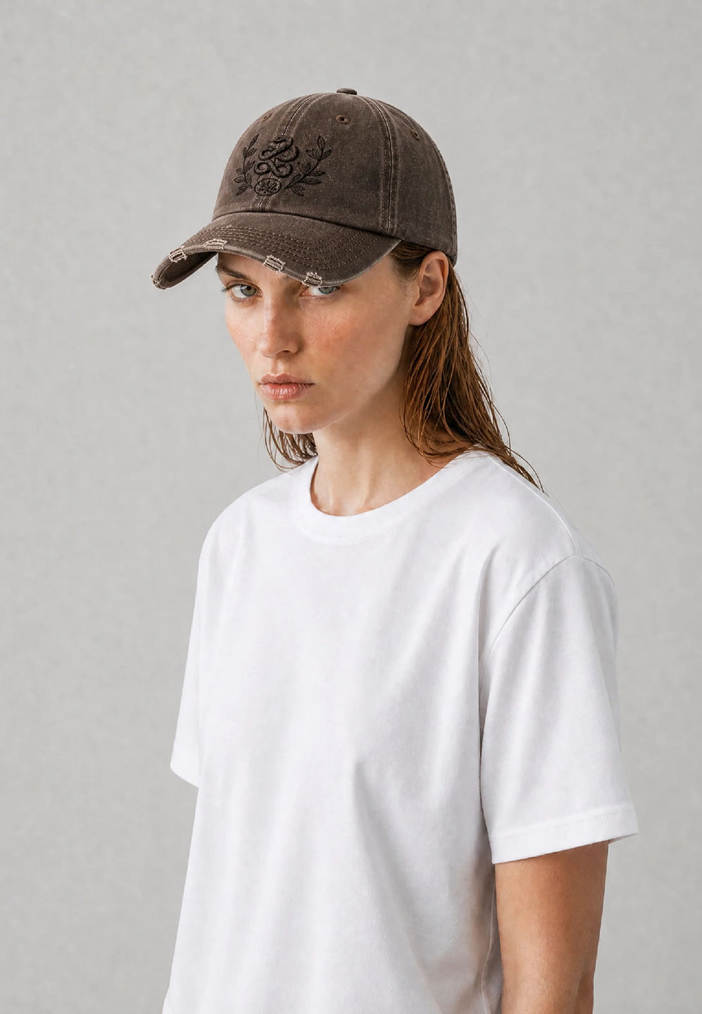 VRT4ACC19649CTM_DISTRESSED+BROWN_5.png