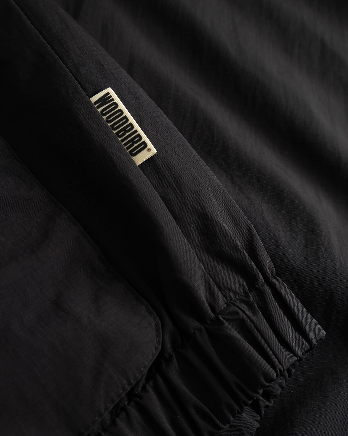 WDB1CJK00000NYM_Black_2.png