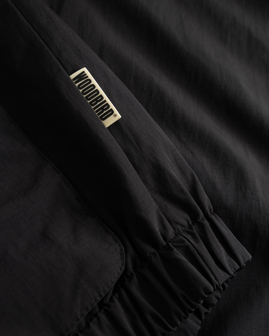 WDB1CJK00000NYM_Black_2.png