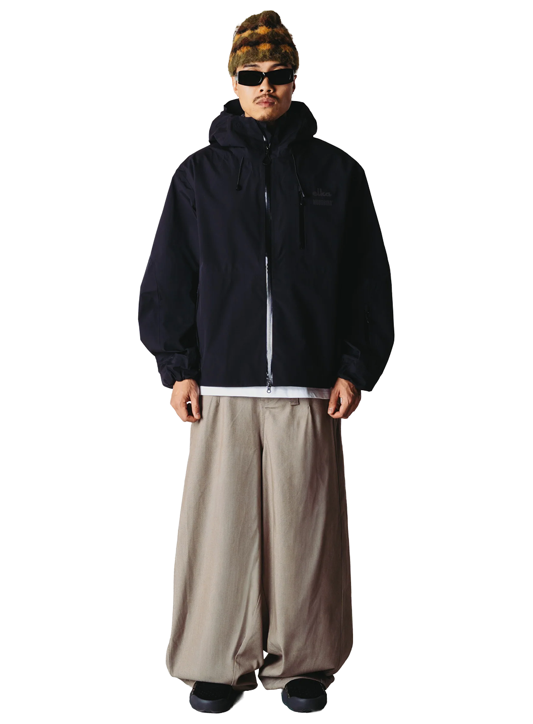 WDB1CJK15330PYM_Black_0.png