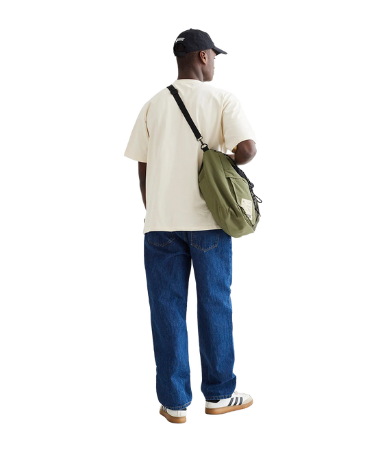 WDB1TOP00000OCM_Off+white_1.png