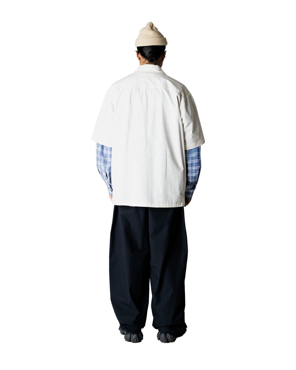 WDB1TOP00002CTM_Off+white_1.png