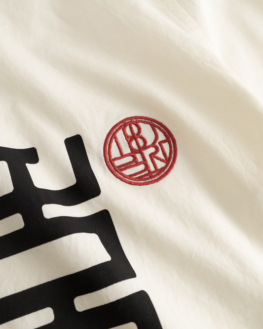 WDB1TOP00002CTM_Off+white_2.png