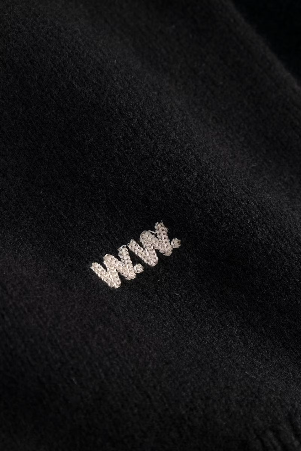 WDW1KNI18094CTM_Black_2.png