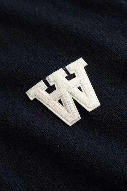 WDW1KNI18101CTM_Salute_2.png