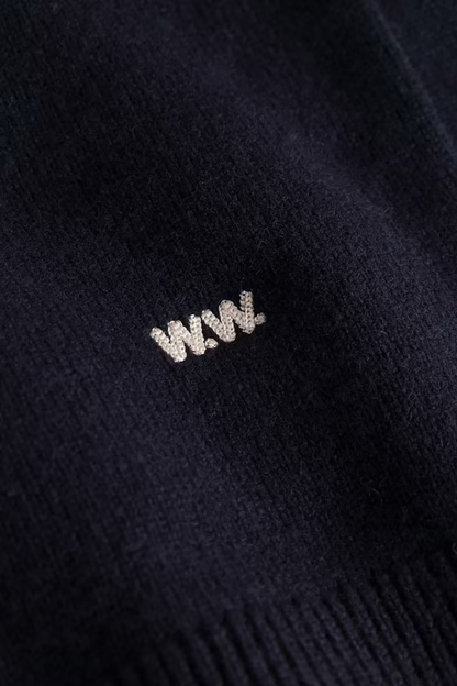WDW1KNI18112CTM_Salute_2.png