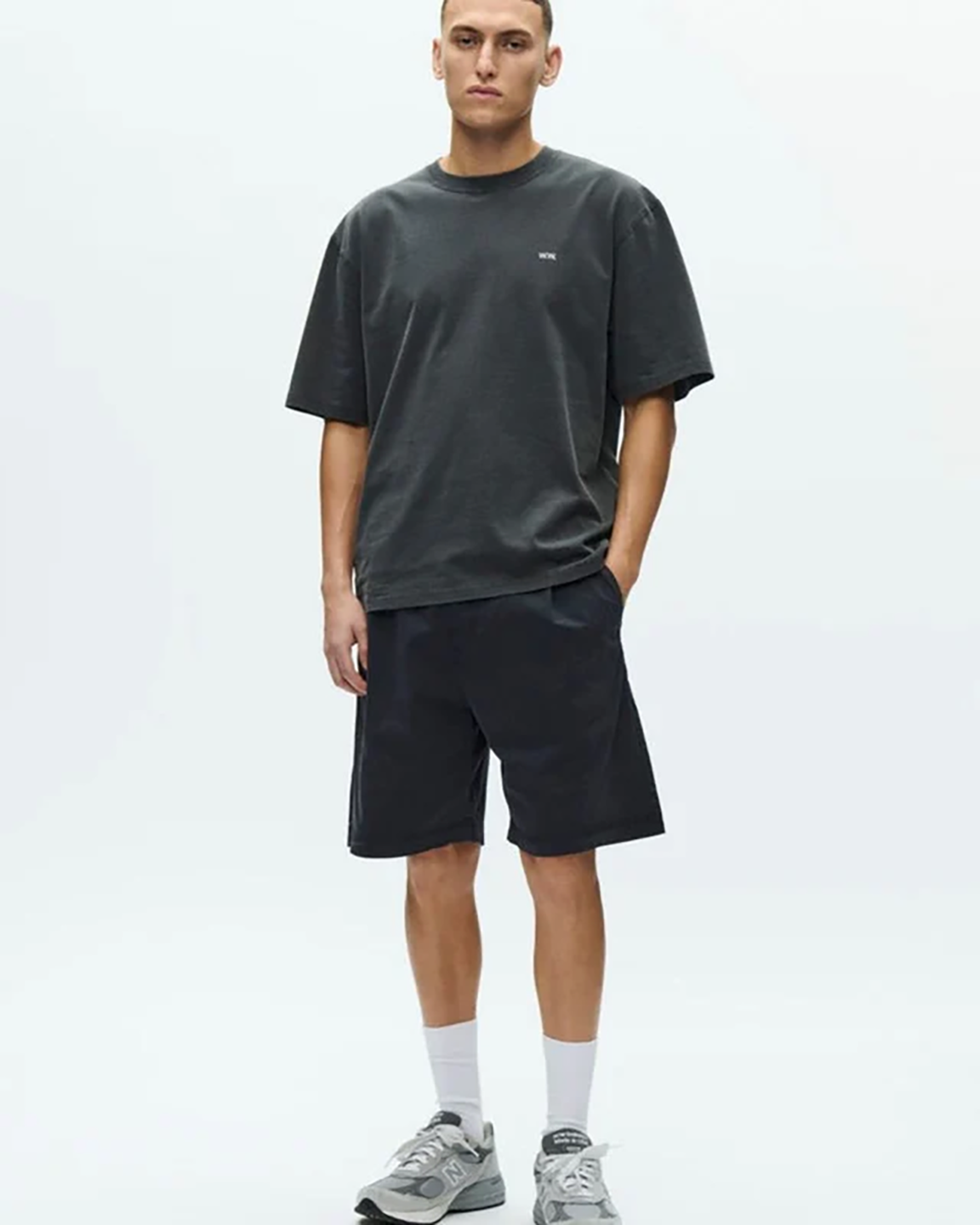 WDW1SHO00004CTM_Black_1.png