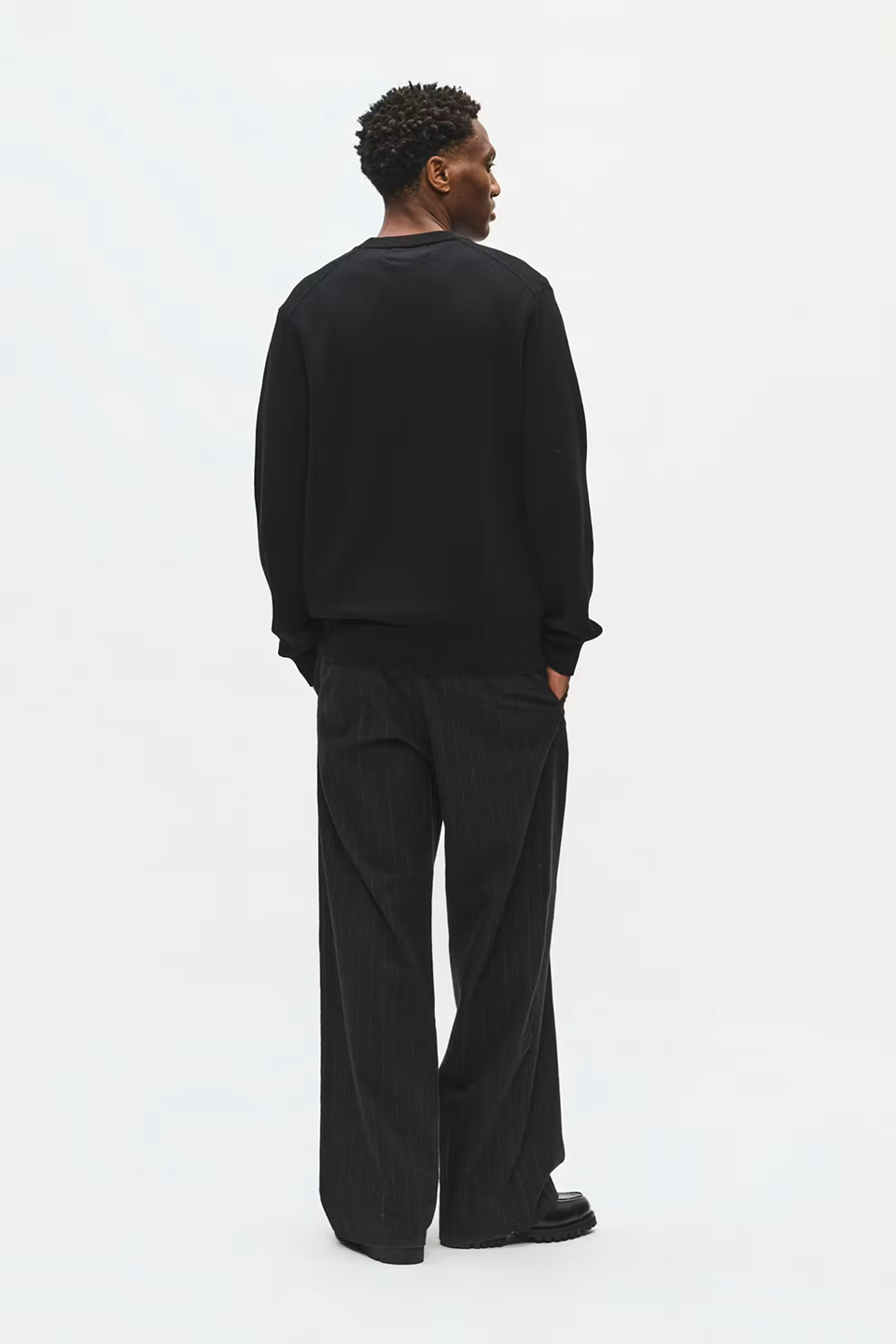 WDW1SWE18095CTM_Black_2.png