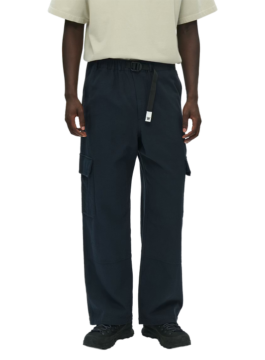WDW1TRO00002CTM_Salute_0.png