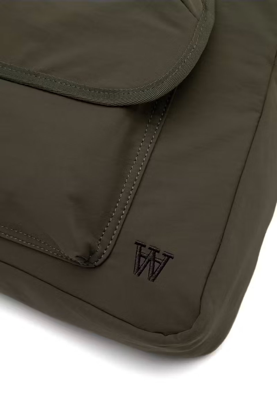 WDW3BAG18097NYM_Grape+Leaf_3.png