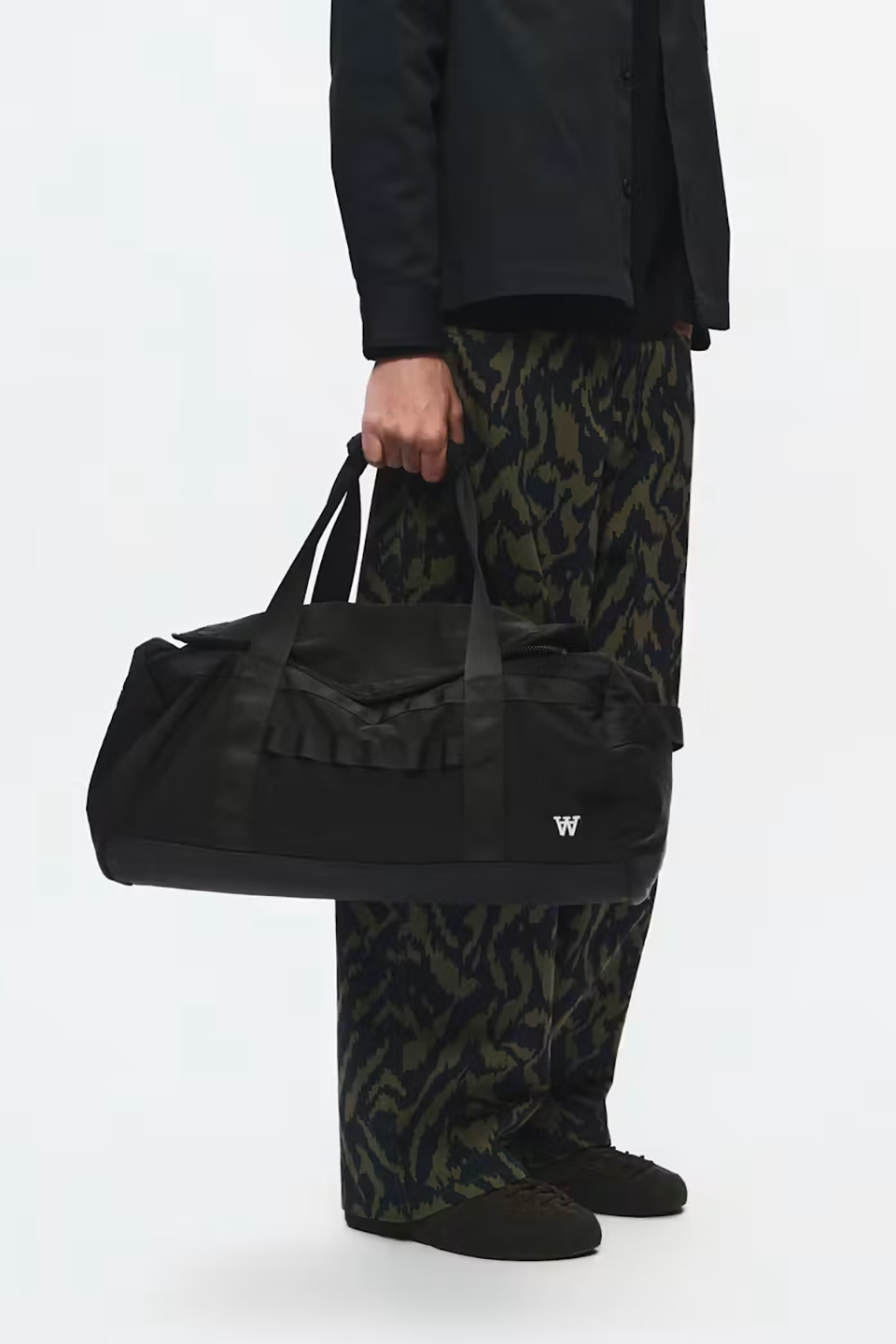 WDW3TRA18099NYM_Black_5.png