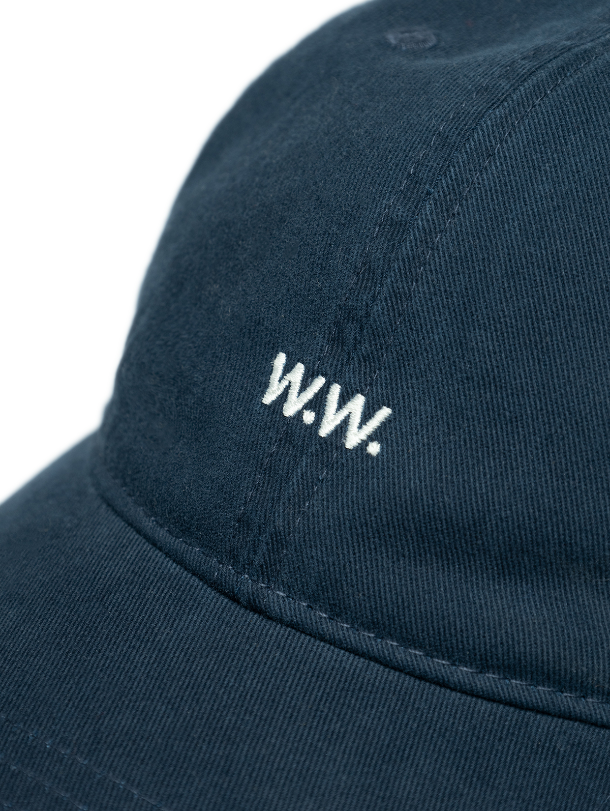 WDW4ACC00003CTM_Salute_1.png