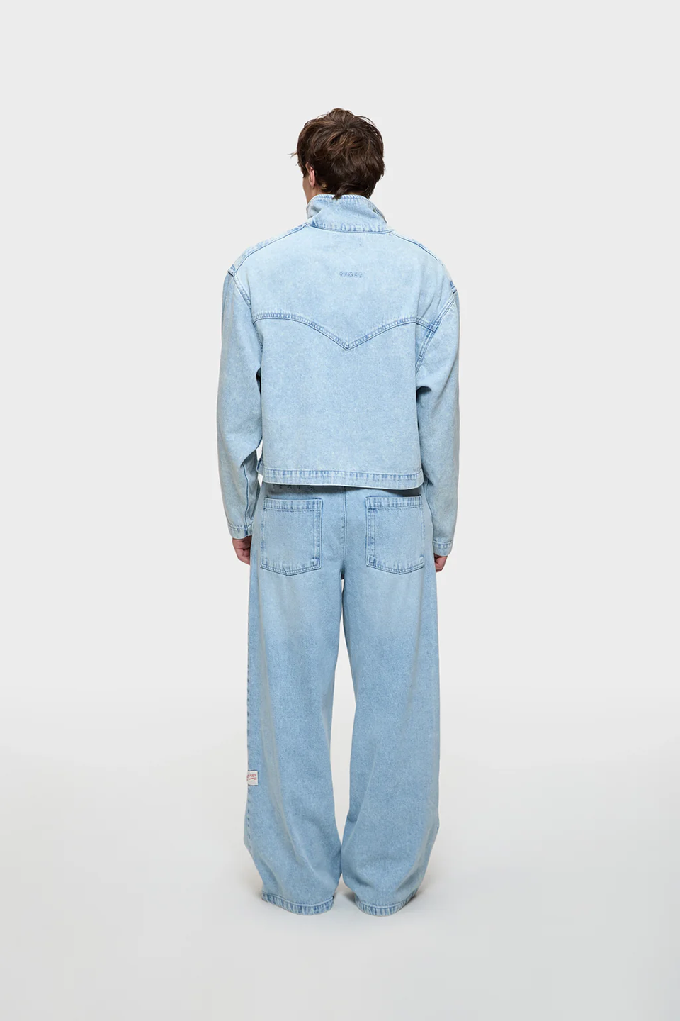 YUX1JEA10538CTM_Denim_1.png