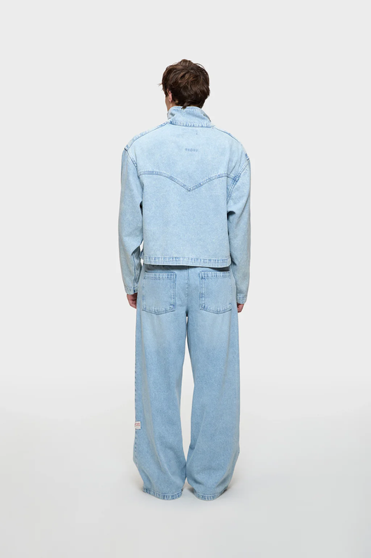 YUX1JEA10538CTM_Denim_1.png