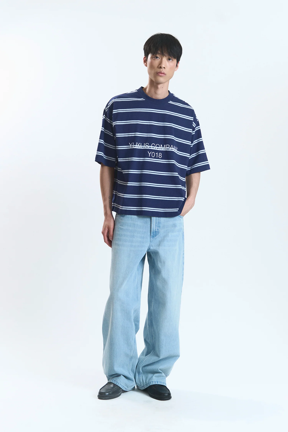 YUX1KNI24579CTM_AZUL+MARINO_2.png