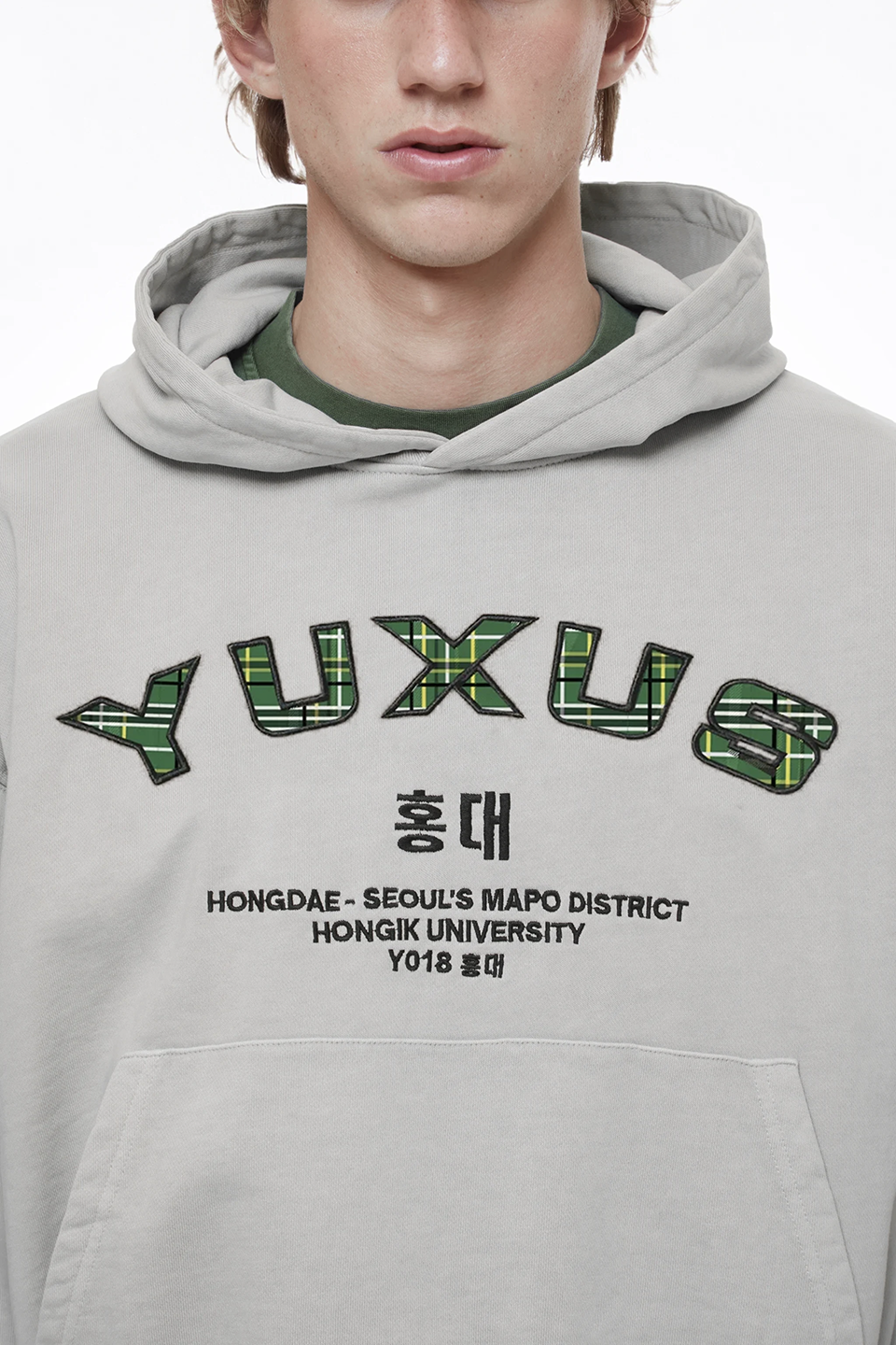 YUX1SWE00030CTM_GRIS_1.png