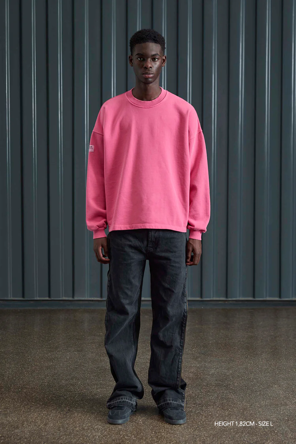 YUX1SWE10557CTM_Rosa_1.png