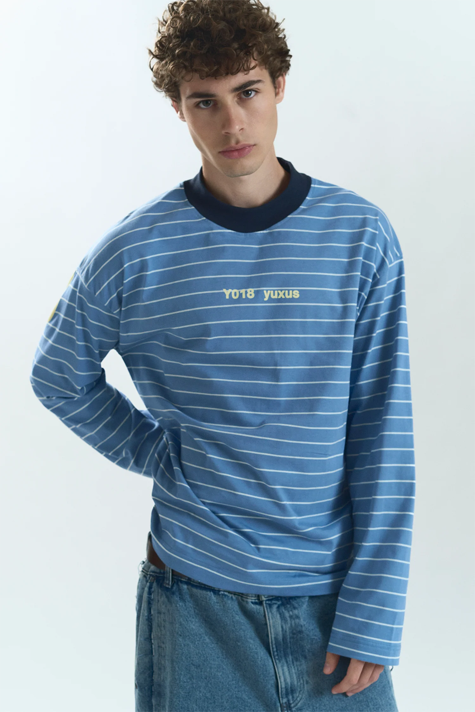 YUX1TOP24582CTU_AZUL_4.png